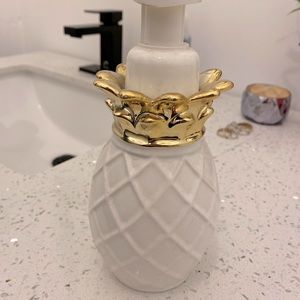 Bath and Body Works Soap Dispenser